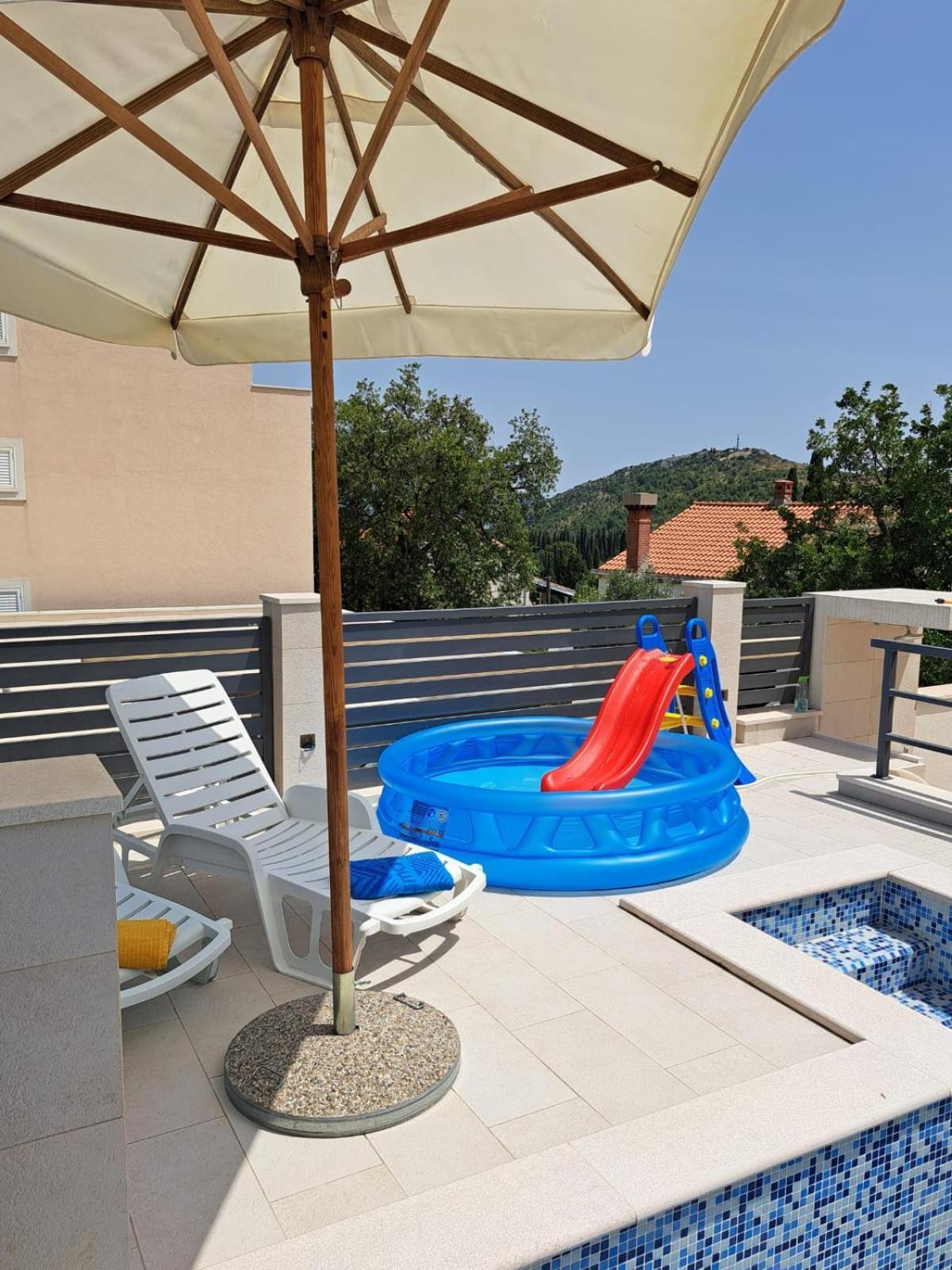 Villa "Amber" With A Pool Млини Екстериор снимка