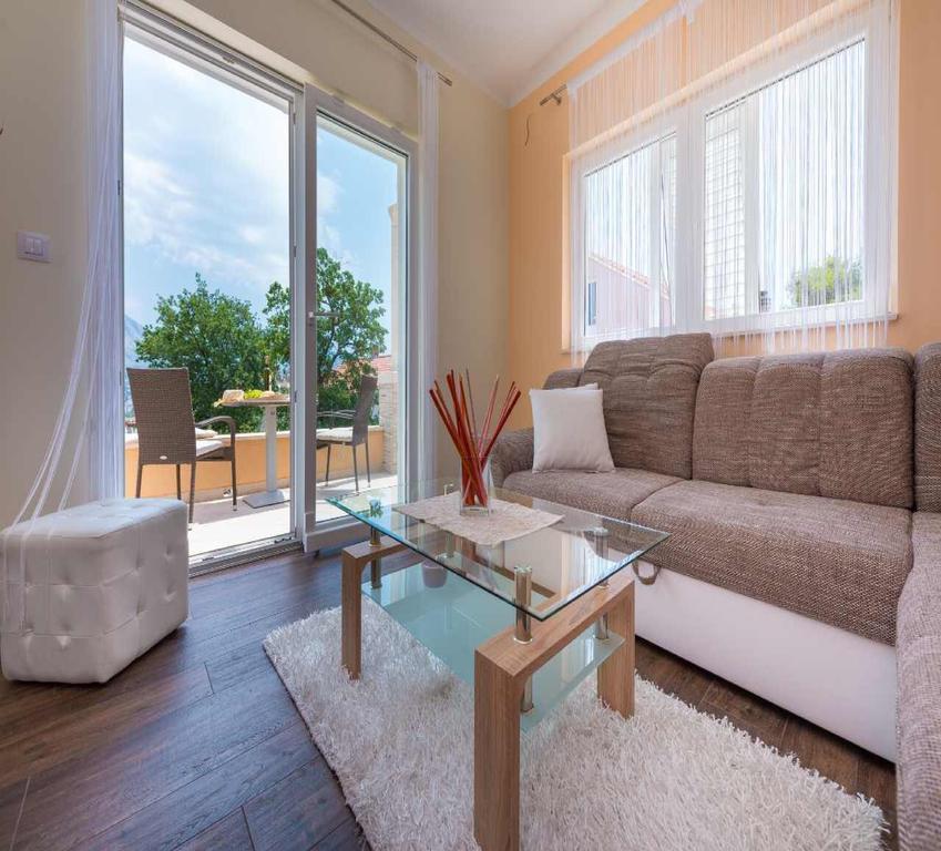 Villa "Amber" With A Pool Млини Екстериор снимка