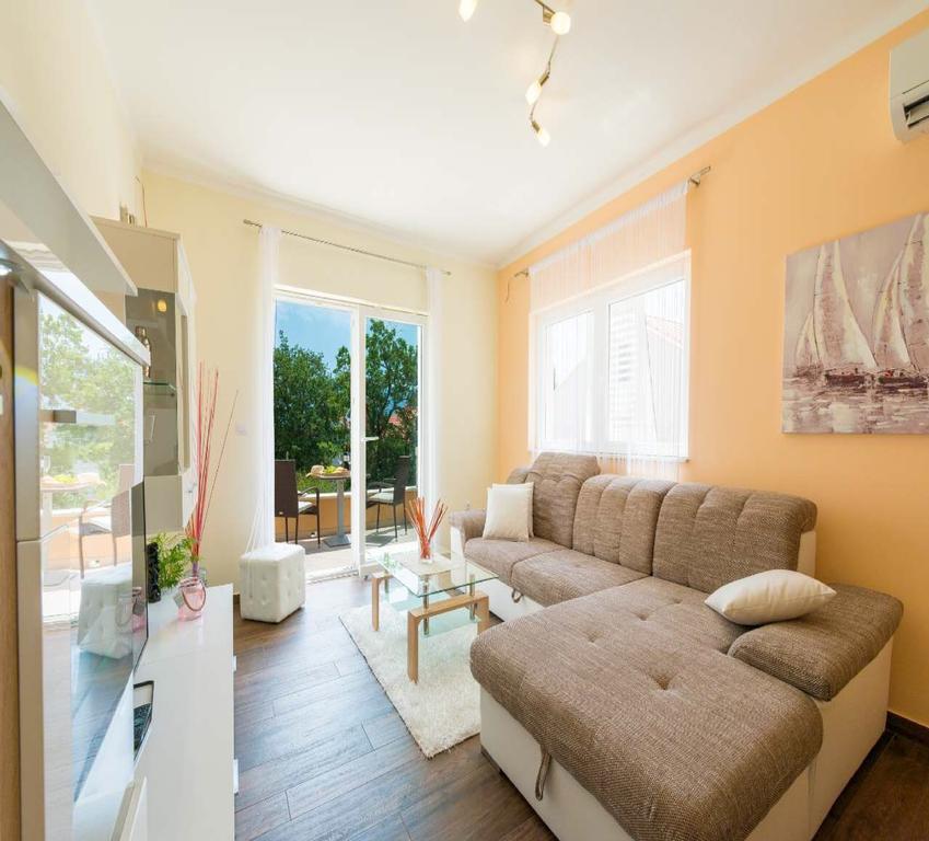 Villa "Amber" With A Pool Млини Екстериор снимка
