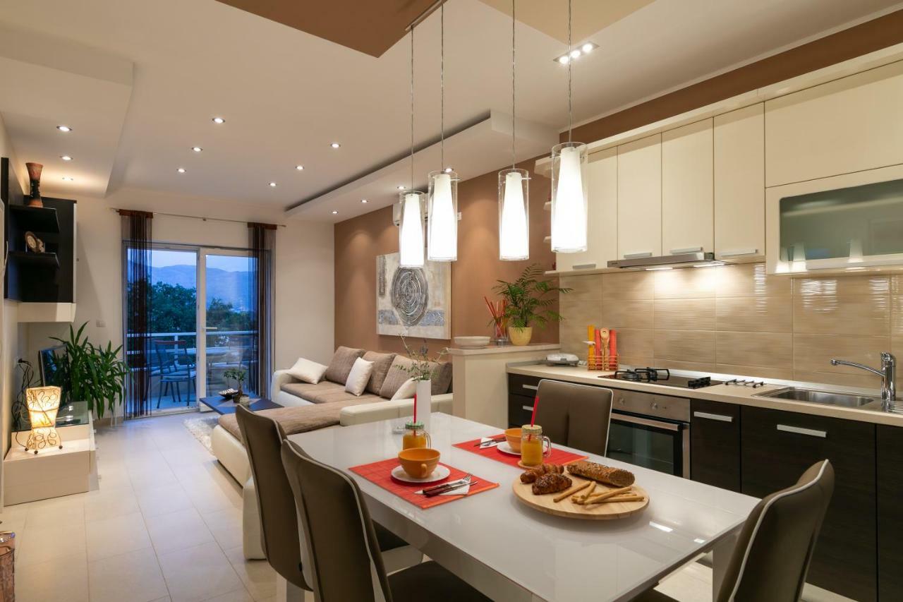 Villa "Amber" With A Pool Млини Екстериор снимка